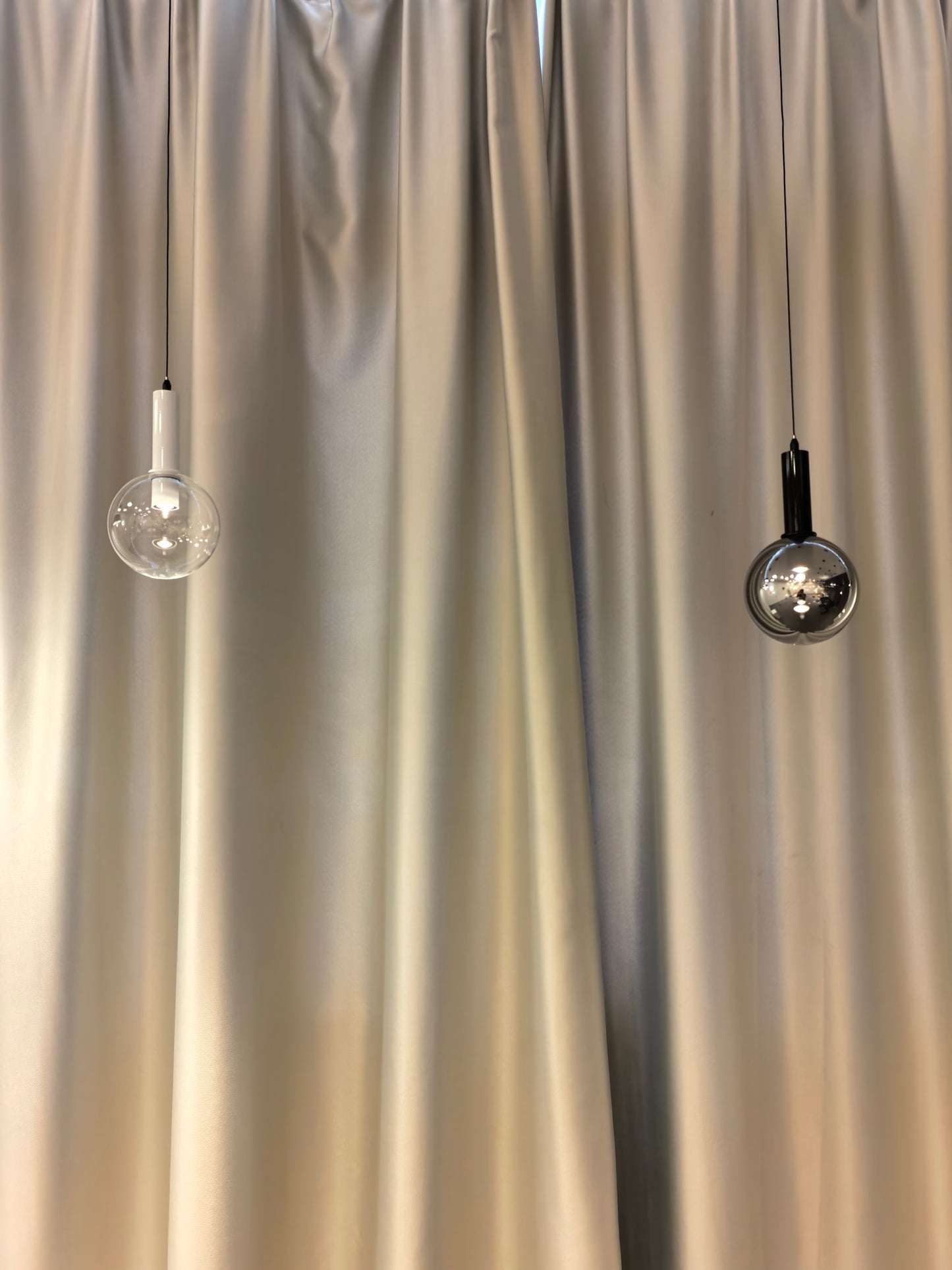 Glass pendant light