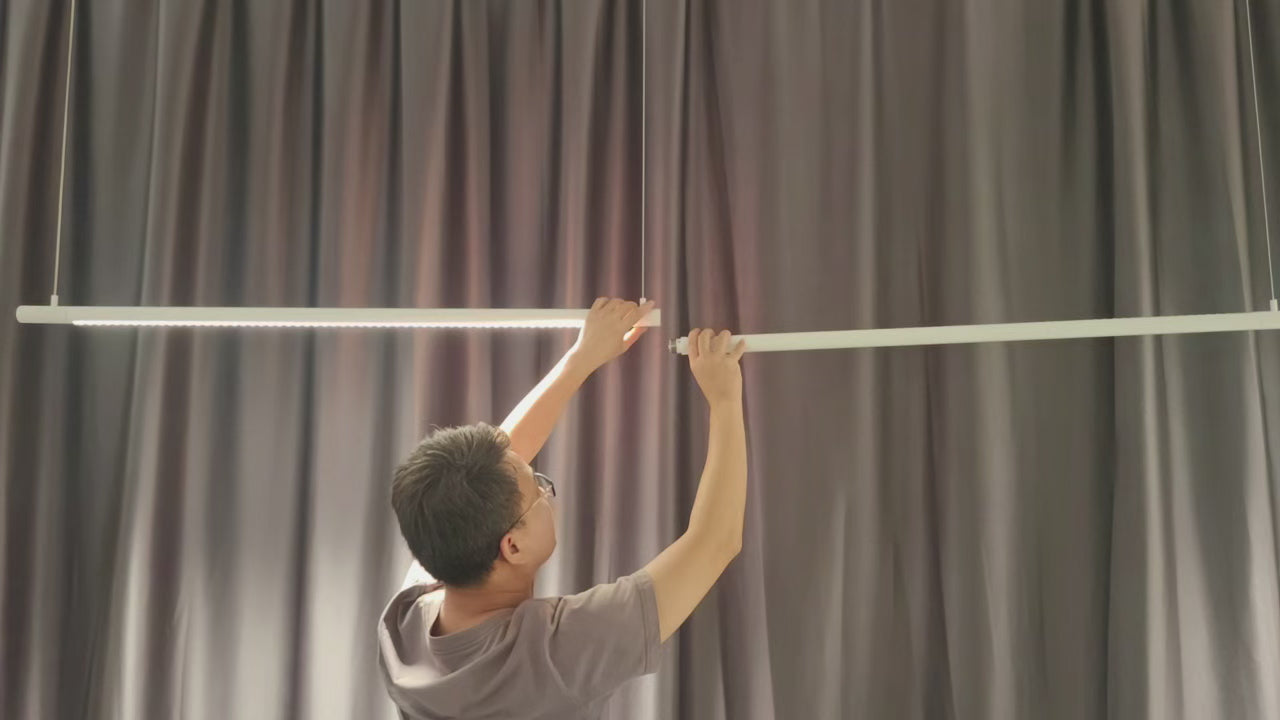 Linear pendant light